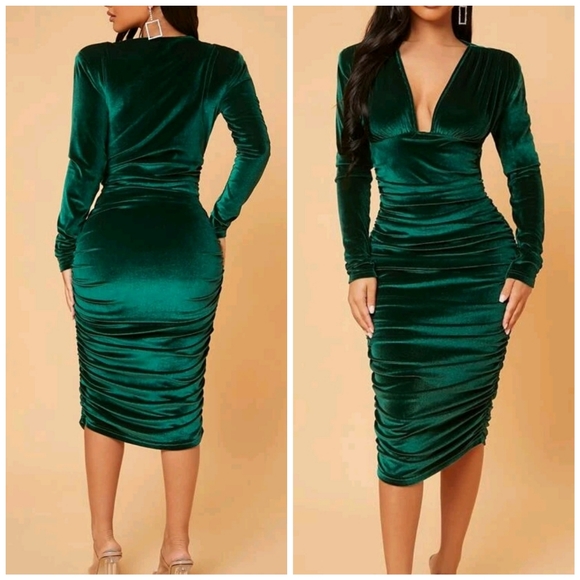 Dresses & Skirts - New Chic Stretch Deep Plunge Velvet Midi Dress Green
